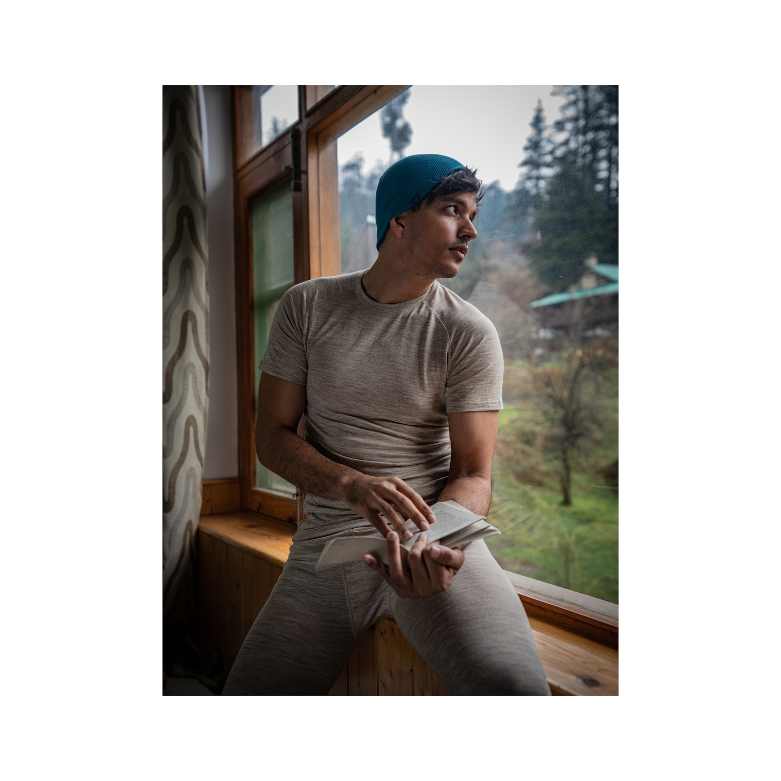 Grey coloured men's Kosha thermals