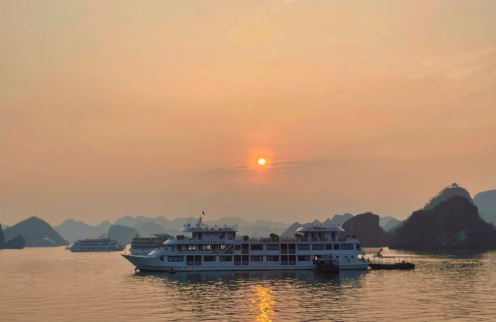 ha long bay on sunset