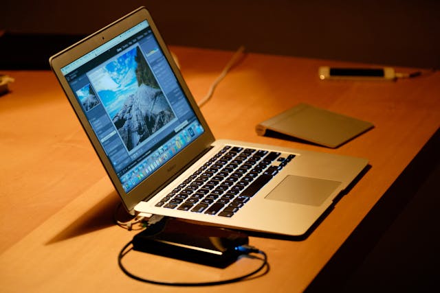 What Wattage do you Need When Charging Your Macbook Air M1? 3