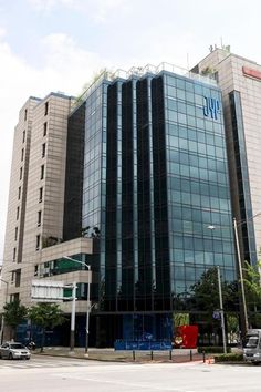 This contains an image of JYP new headquarters  