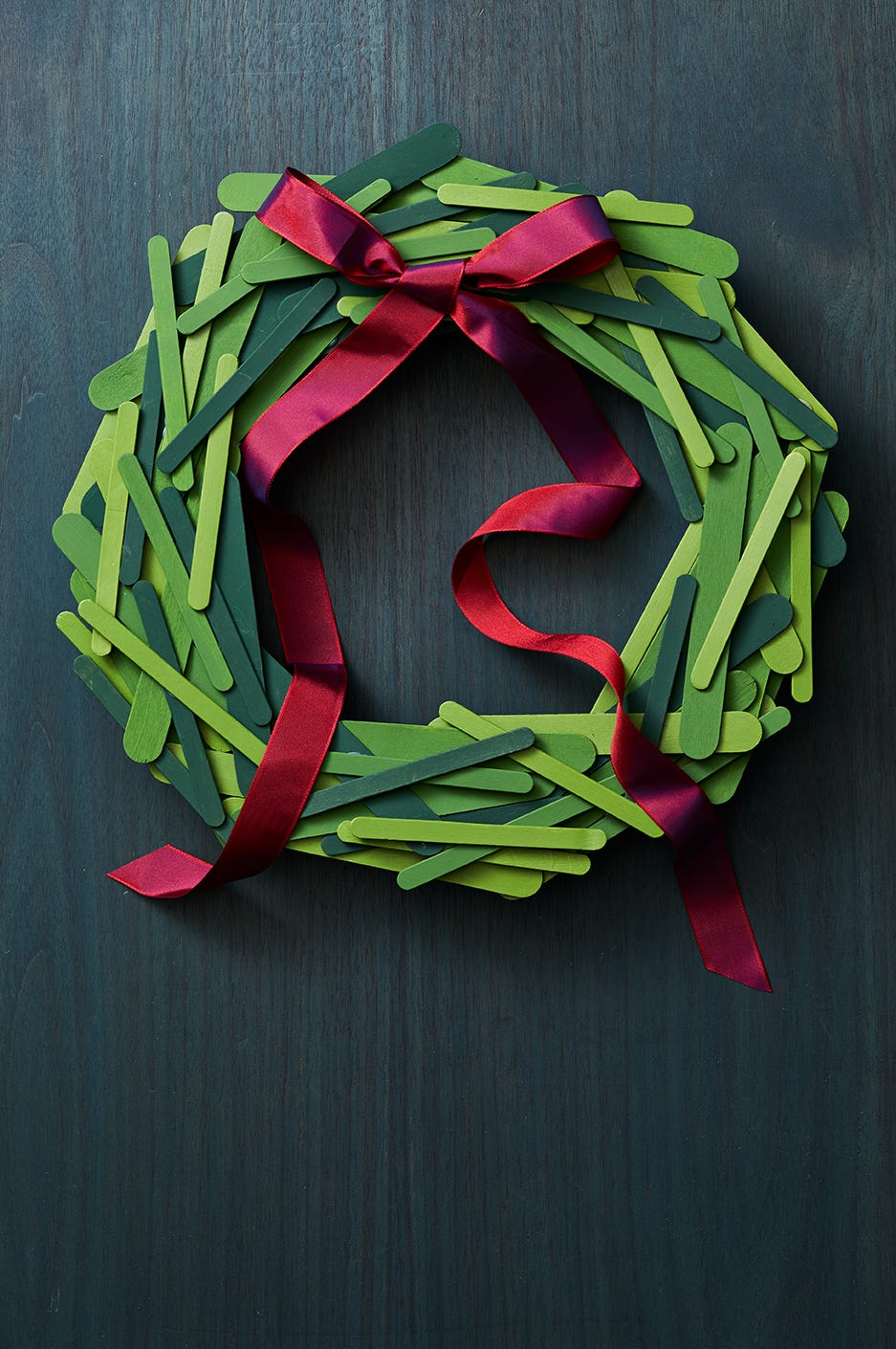 christmas crafts popsicle wreath