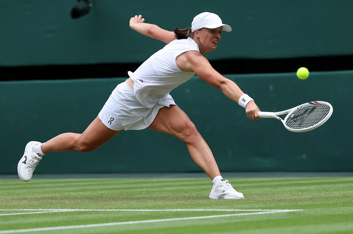 Ига Свентек вышла в 1 4 финала Уимблдона