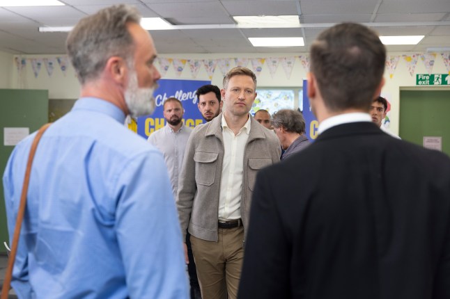 Sinister Noah makes dark promise after fight triggers fresh hell in Coronation  Street | Soaps | Metro News