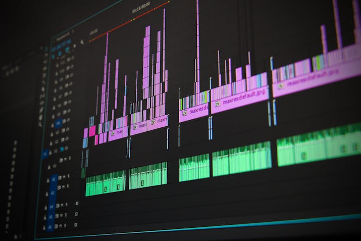 What Causes Files to Be Greyed Out in GarageBand? 1