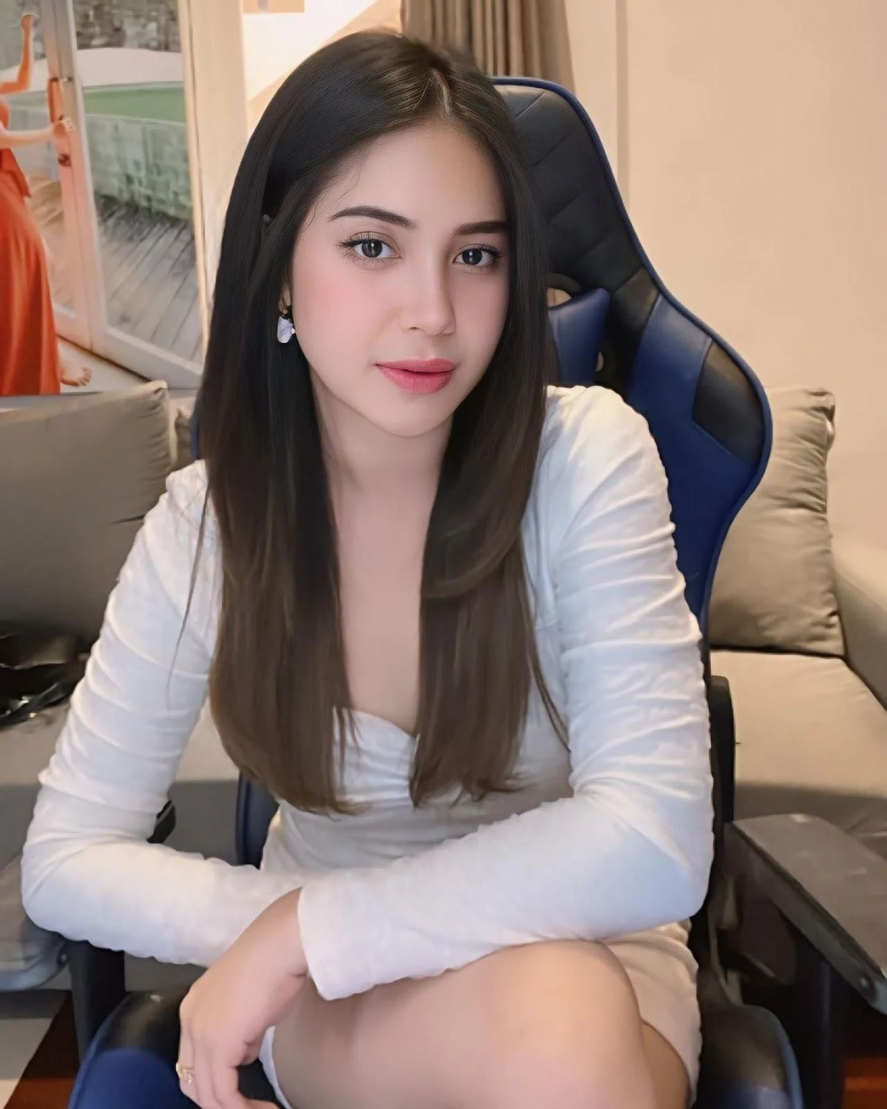 Gadis Indo Ceria dan Penuh Energi, cewek ceria, gadis bahagia, foto cewek indo