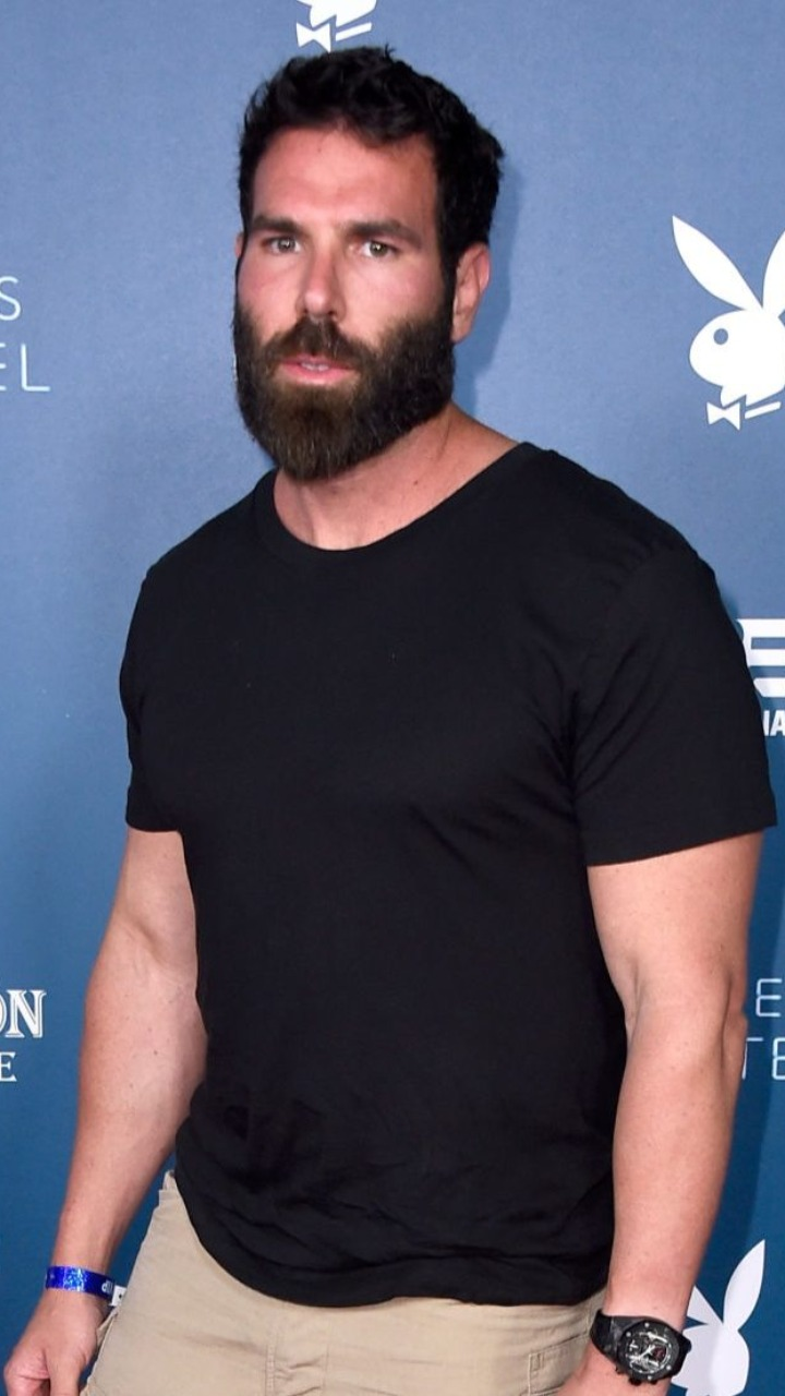 Dan Bilzerian Net Worth