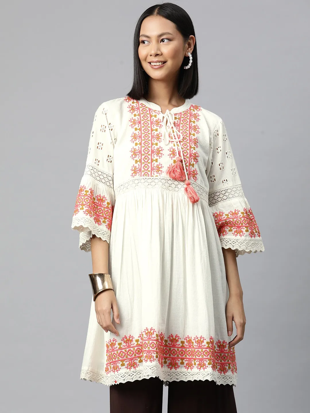 casual-yet-classy-everyday-womens-tops-youll-love