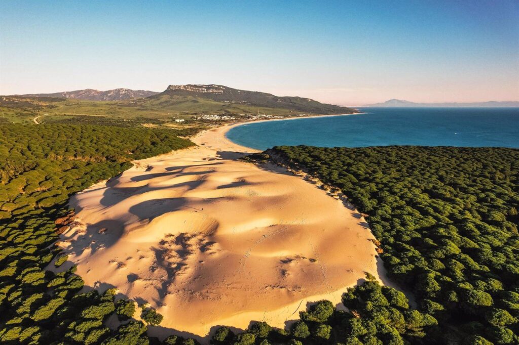 Visitando la playa de Bolonia de Tarifa en autocaravana