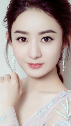 This contains an image of  Zhao Liying