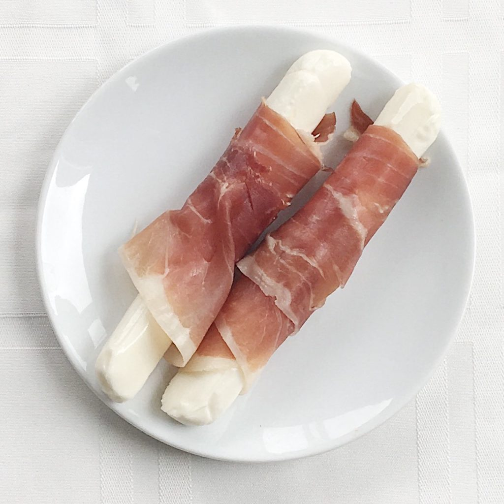 String Cheeses with Prosciutto