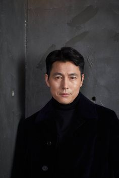 This contain an image of Jung Woo Sung