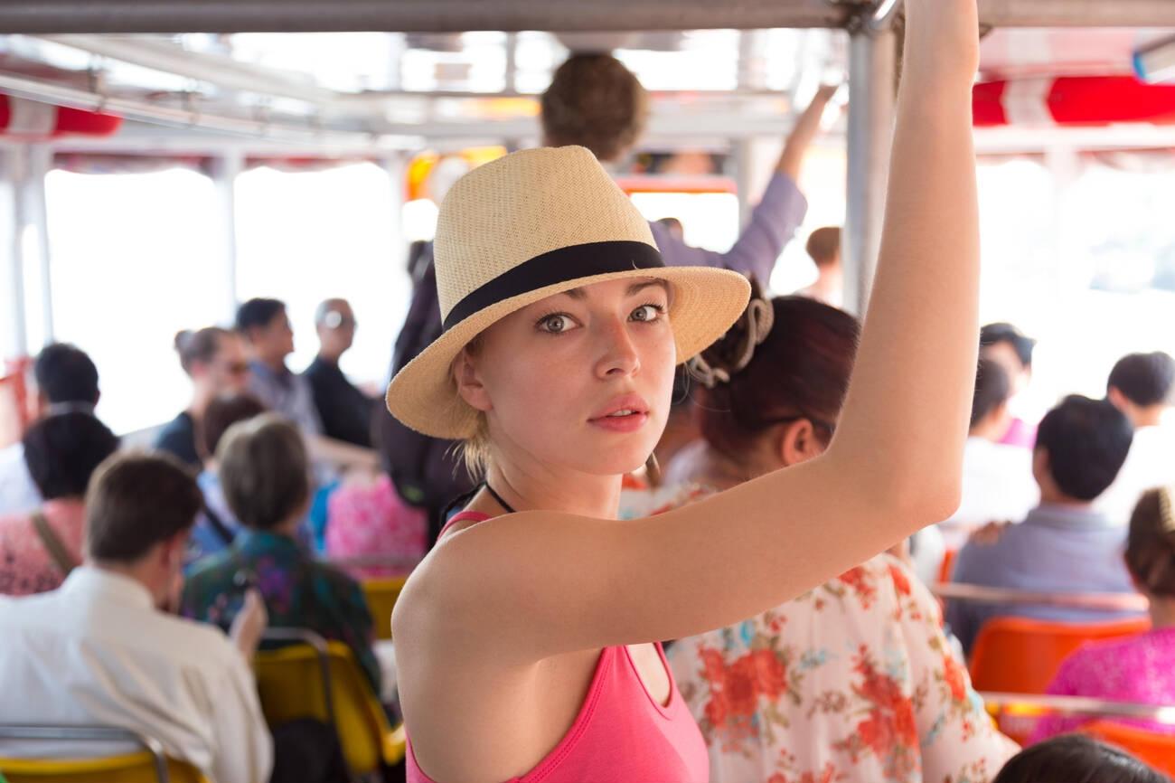 10 Cultural Etiquette Tips for Solo Female Travelers