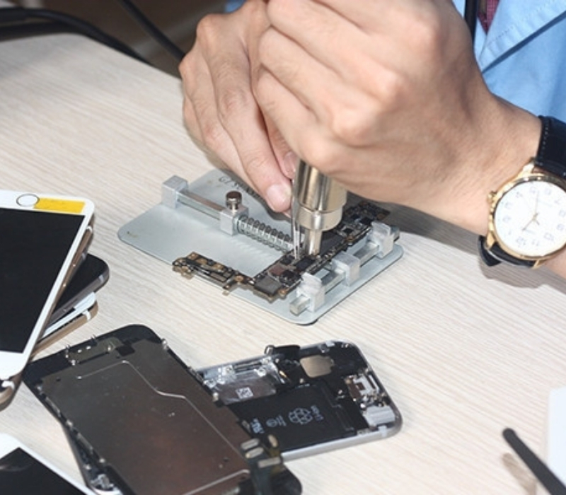 Trung-tam-sua-dien-thoai-ipad