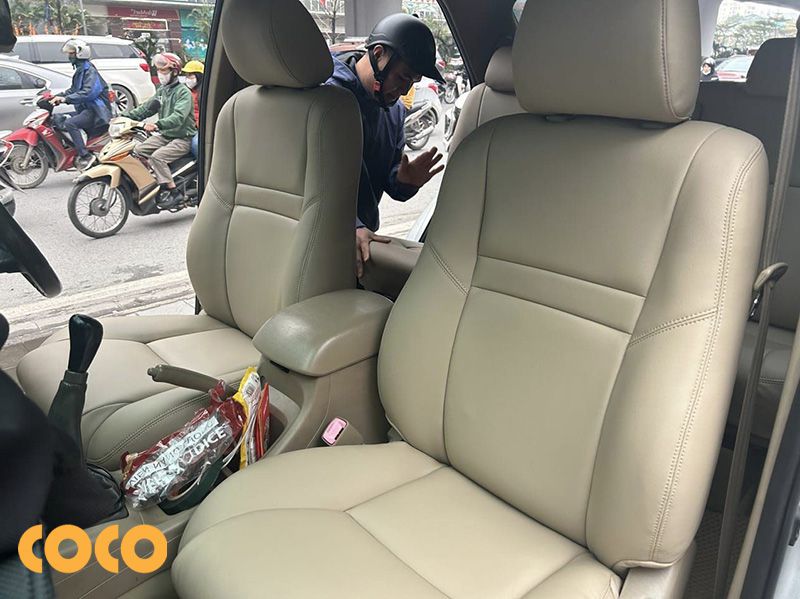 Đánh giá Chi tiết Fortuner 16 chỗ