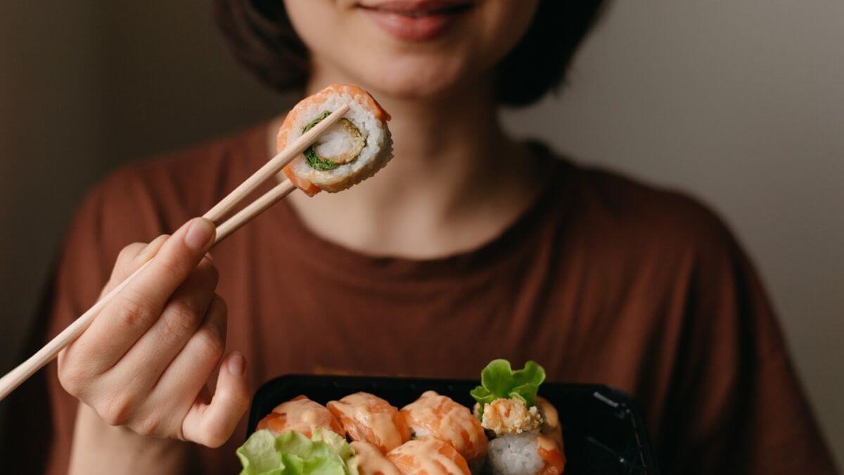 ซูชิแบบใด ที่คุณแม่ตั้งครรภ์กินได้