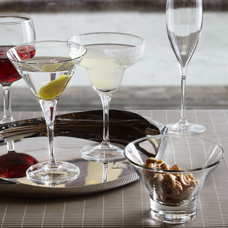 Ly thủy tinh đa năng: Từ cà phê sáng đến cocktail tối tại khách sạn - 6