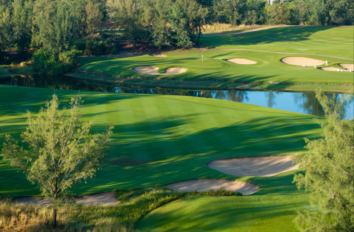 Vietnam golf tour