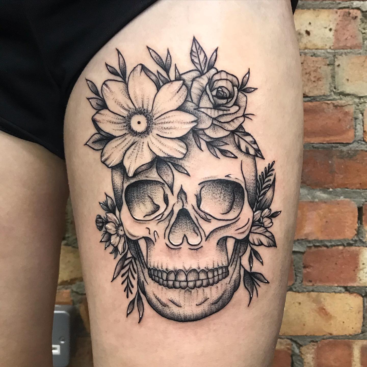 Skull Thigh Tattoo