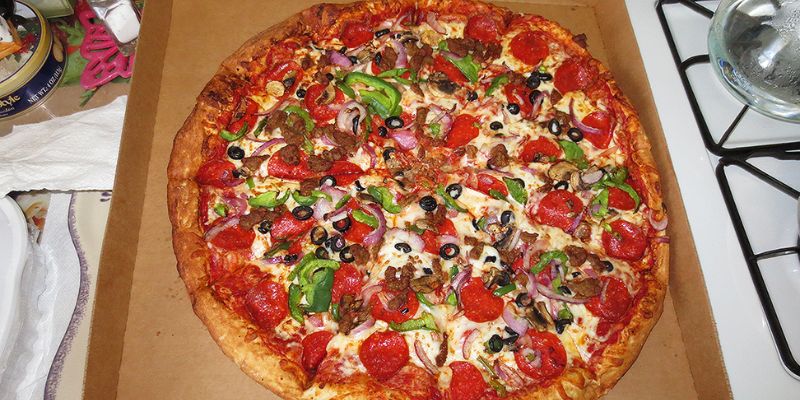 Costco Combo Pizza Recipe: How to Make This Delicious Classic
