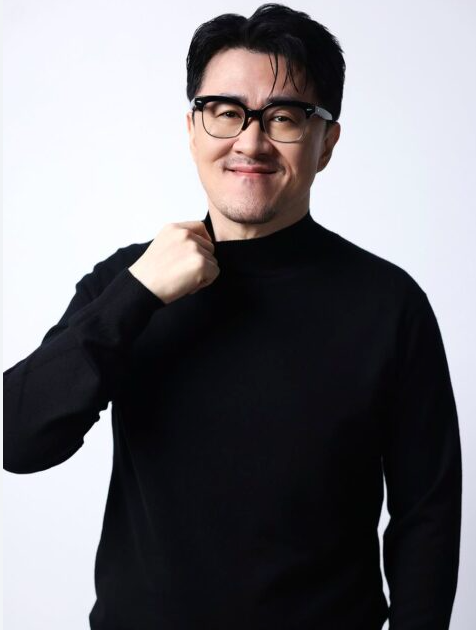 This contain an image of This contain an image of Korean rapper and TV personality Defconn weight loss transformation. 