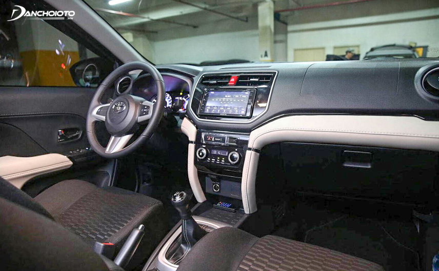 Hệ thống giải trí trên Toyota Rush