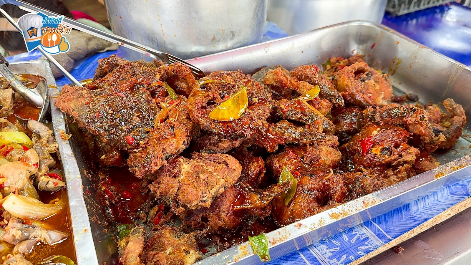 ผัดเผ็ดปลาดุก ชิ้นใหญ่ เผ็ดจัดจ้าน เนื้อปลาดุกกรอบนอกนุ่มใน