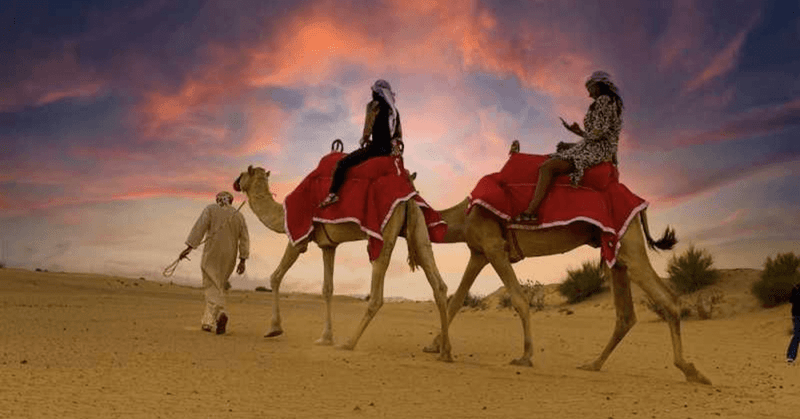 Dubai Maternity Photoshoot Themes