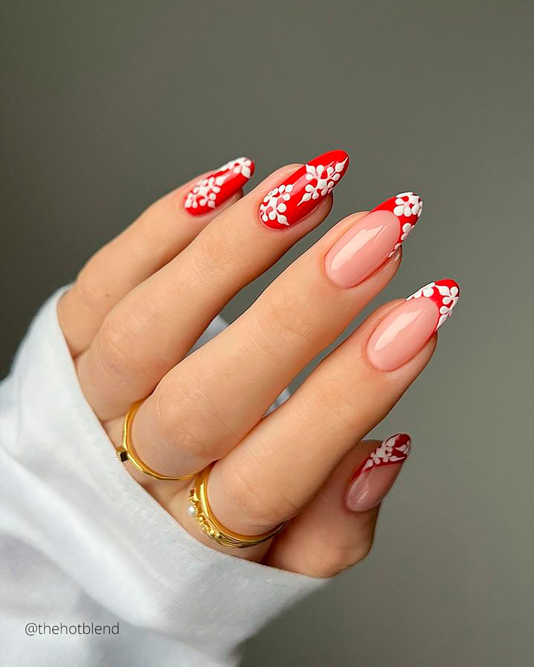 winter wedding nails red with white snowflakes thehotblend