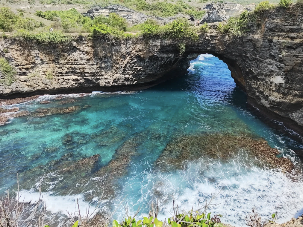 nusa penida bali - beat beaches - broken beach