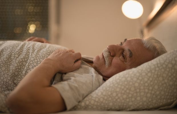 Người cao tuổi nên ưu tiên giấc ngủ đêm và giữ giấc ngủ trưa ngắn dưới 30 phút