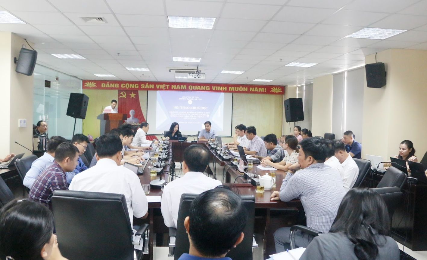 Hội thảo khoa học cấp tỉnh về hệ thống quan trắc tự động độ mặn và mực nước tại cống lấy nước Đức Xá và Trung Lương, tỉnh Hà Tĩnh