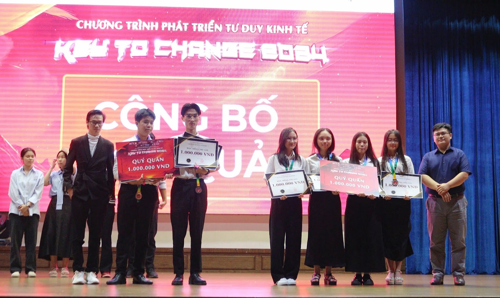 VTALK đồng Hành cùng Trường Đại Học Kinh Tế TP.HCM: Phát Triển Tư Duy Kinh Tế