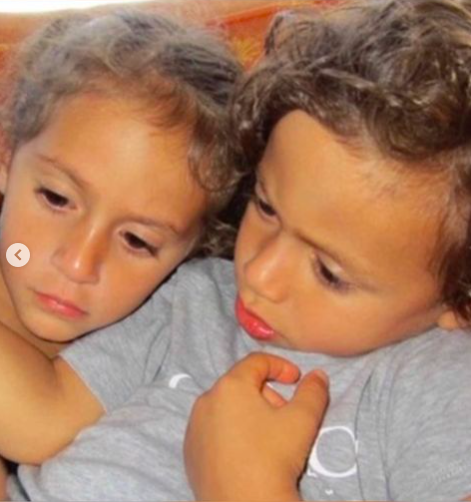 A throwback photo of Emme and Max Muñiz as little kids, posted on July 29, 2024 | Source: Instagram/jlo