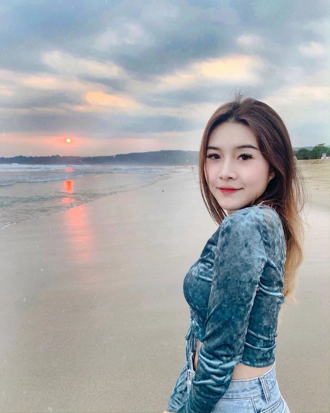 Wanita Cantik Menghanyutkan, wanita cantik, menghanyutkan, seksi