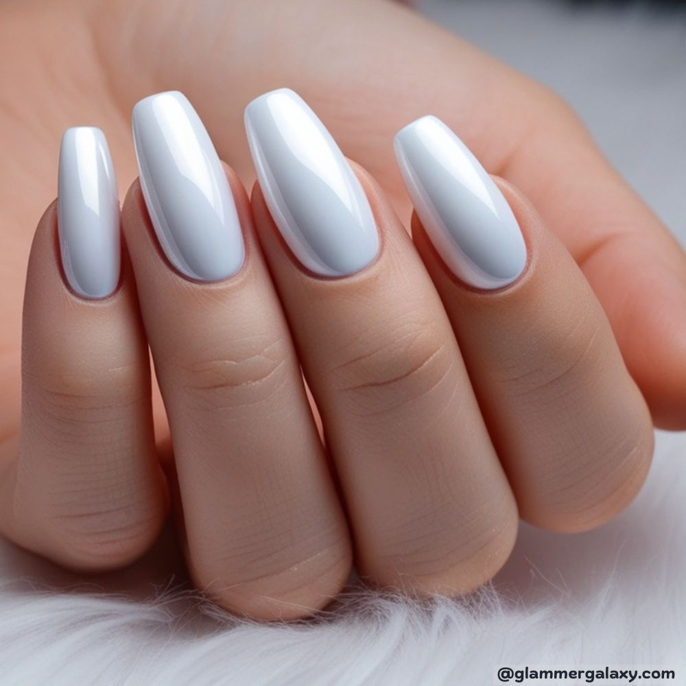 Winter Nail Ideas having Elegant Milky Chrome
