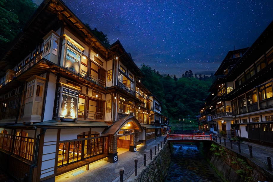 銀山温泉 本館古勢起屋