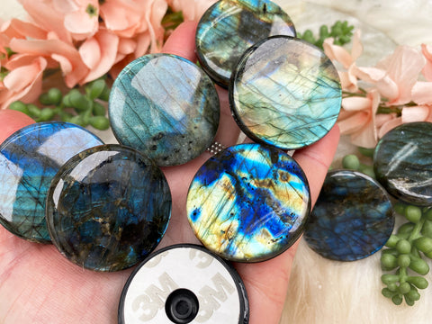 what is labradorite good for