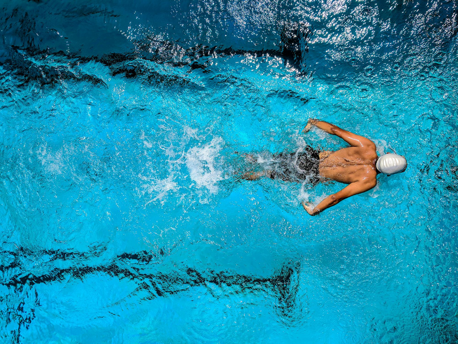 Keep Your Pool Clean by Following These 7 Practical Tips