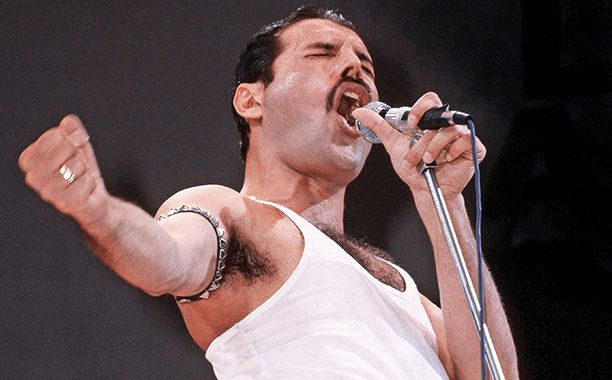 Imagem de conteúdo da notícia "TBT: Nascia hoje a maior voz de todos os tempos, Freddie Mercury" #1