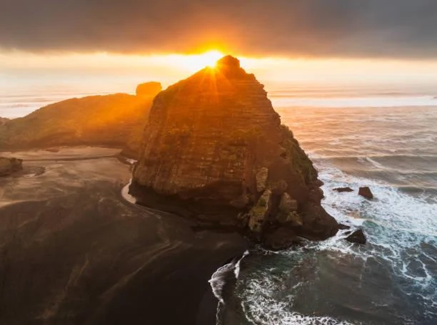 A Glimpse into Nature: 12 Peaceful Landscapes, nature glimpse, peaceful landscapes, nature, forest, landscape, outdoor serenity, scenic photos