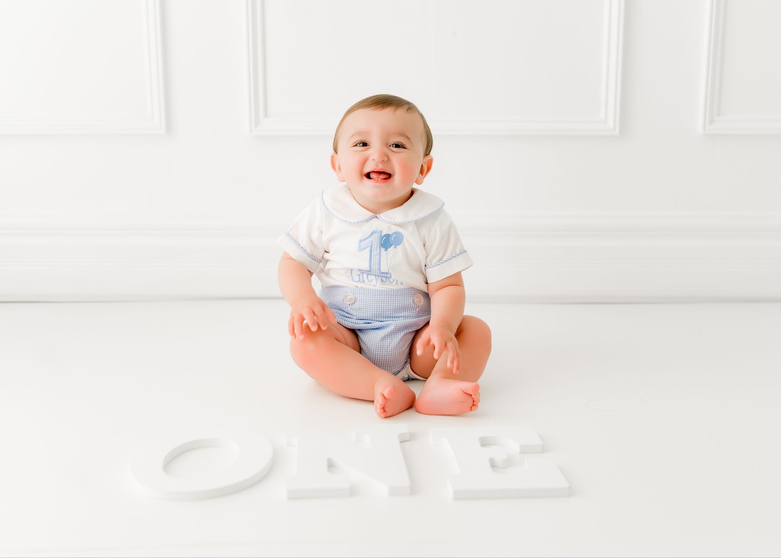 first birthday photoshoot