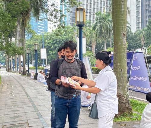 https://en.minghui.org/u/article_images/c919903daa489a64e5fb5999ee67c81e.jpg