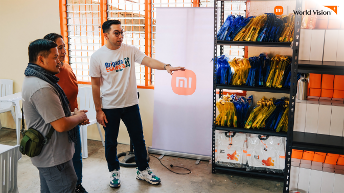 Xiaomi donates smart devices and school supplies, joins Brigada Eskwela Drive