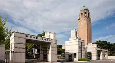A large stone building with a tower

AI-generated content may be incorrect.