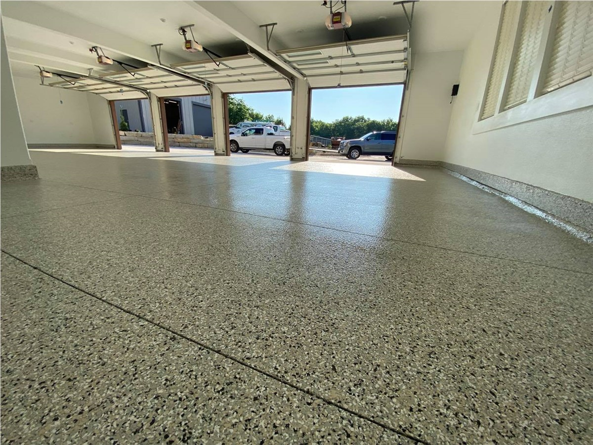 benefits of epoxy garage floor