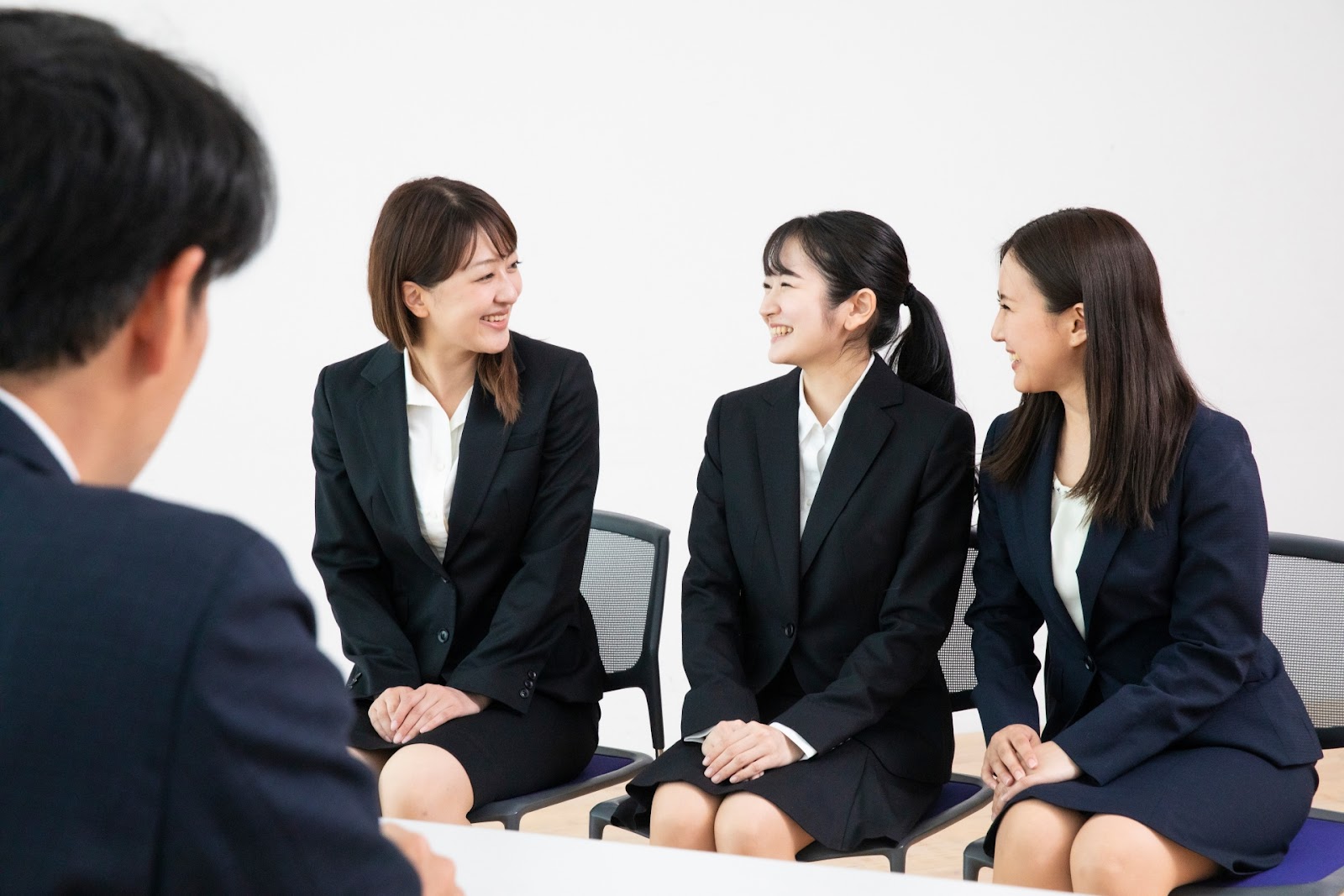 オンラインWeb面接のマナー（対面との違い）