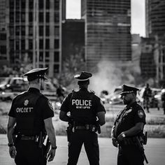 This contains: Detroit Police Officer Injured in Shooting: A Brave Hero Faces Gun Violence

#Detroitpoliceshooting #gunviolenceinDetroit