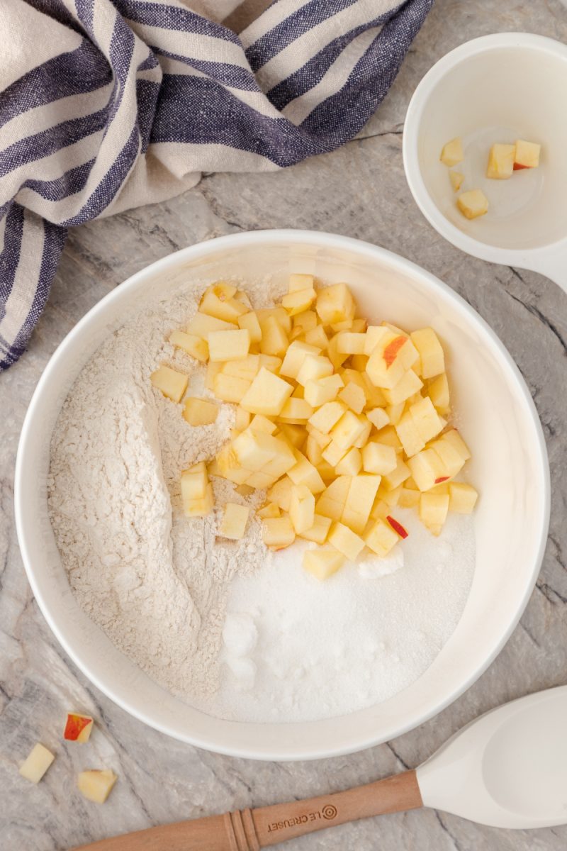 Apple cake ingredients.