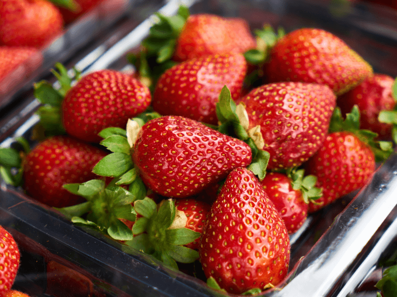 strawberries melatonin foods