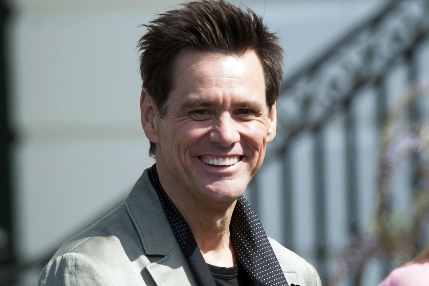 Jim Carrey earning
